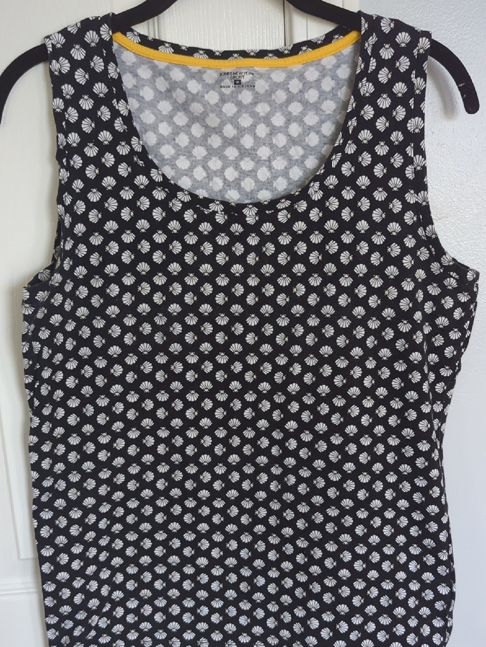 Jones New York Black Tank with White Shell Print and Yellow Neck Trim